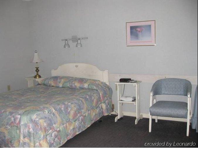 Pinecone Motel サセックス エクステリア 写真