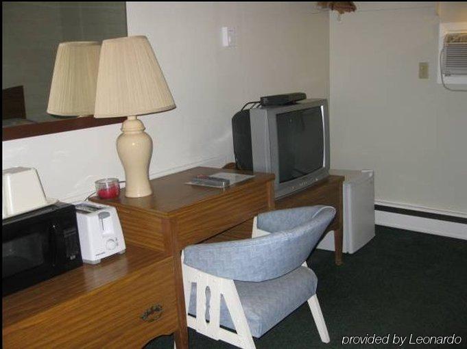 Pinecone Motel サセックス エクステリア 写真